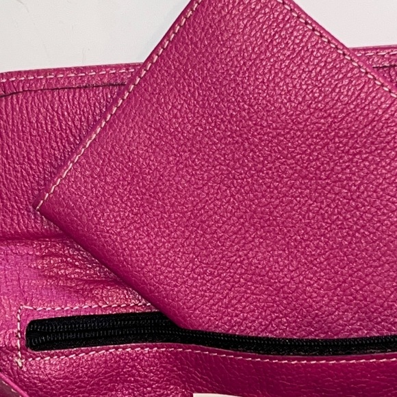 Raika magenta pebbled leather travel pouch w/matching passport cover– NIB - Picture 8 of 12